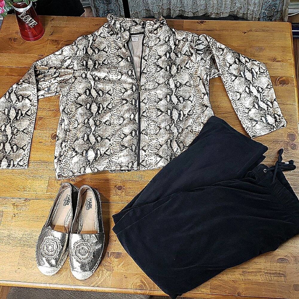 Mirror Image 2 Pc Animal Print Lounge Set SIZE XL